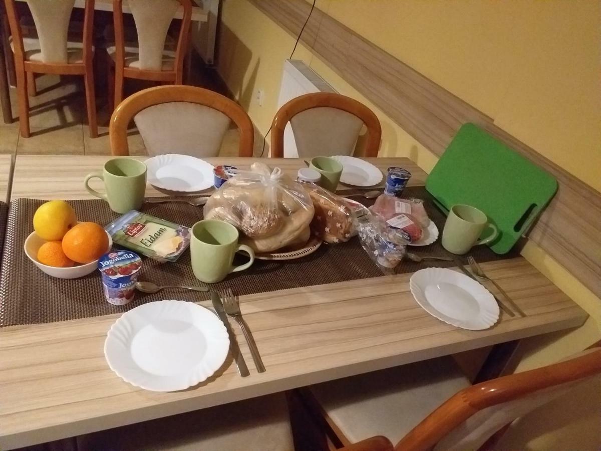 Bešeňová维拉米哈尔旅馆公寓 外观 照片